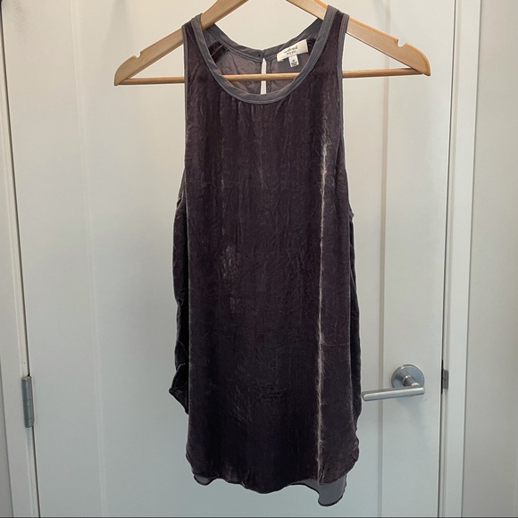 Aritzia Wilfred Sèvres crushed velvet top - Picture 1 of 4